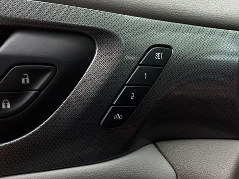 Used 2018 Chevrolet Traverse Premier w/ LPO, 'HIT The Road' Package AWD/4WD image 24
