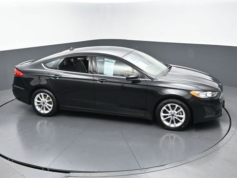 Used 2020 Ford Fusion SE FWD image 39