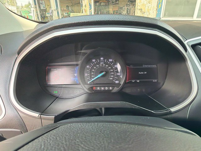 Used 2016 Ford Edge SEL w/ Equipment Group 201A AWD/4WD image 22
