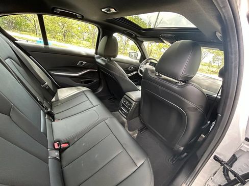Used 2025 BMW 330i Sedan RWD image 34