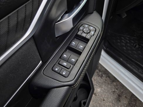 New 2026 RAM 2500 Big Horn AWD/4WD image 11