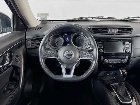 Certified 2018 Nissan Rogue SL image 18