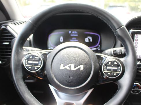 Certified 2023 Kia Soul EX FWD image 24