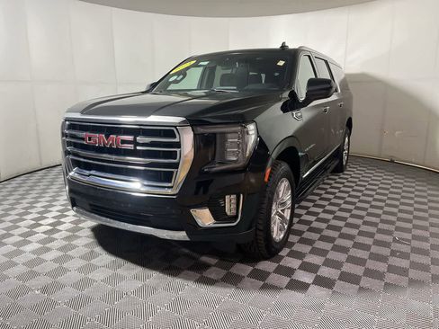 Used 2024 GMC Yukon XL SLT image 4