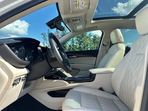 Used 2021 Buick Envision Avenir w/ Technology Package II AWD/4WD image 17