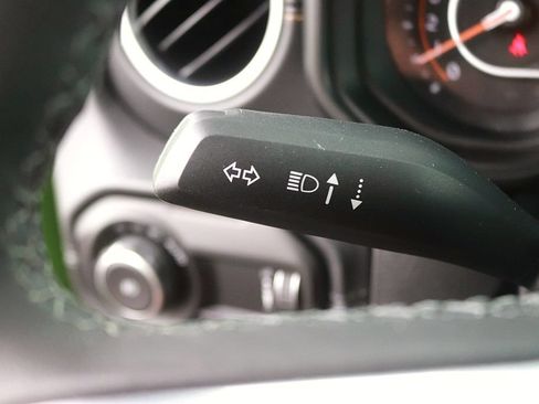 Used 2026 Jeep Wrangler Unlimited Sahara AWD/4WD image 26