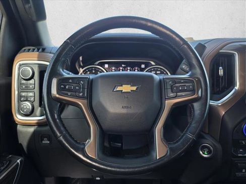 Used 2019 Chevrolet Silverado 1500 High Country image 18