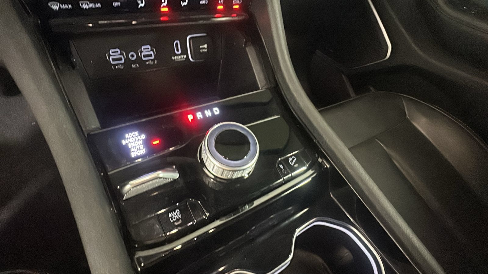 Used 2023 Jeep Grand Cherokee 4WD 4xe image 23