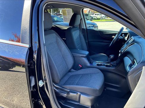Used 2022 Chevrolet Equinox LT image 11