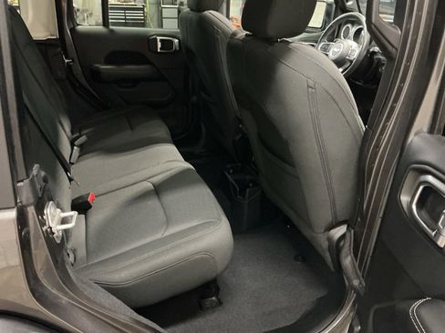 Used 2018 Jeep Wrangler Unlimited Sahara w/ Dual Top Group image 25