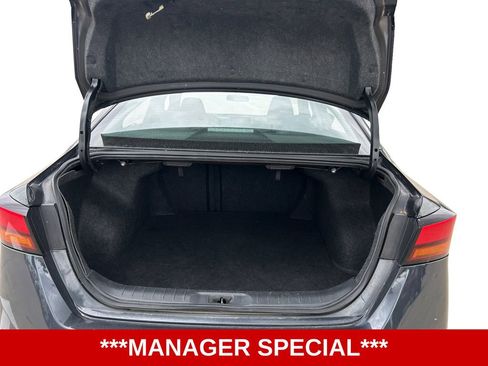 Used 2022 Nissan Altima 2.5 SV FWD image 18