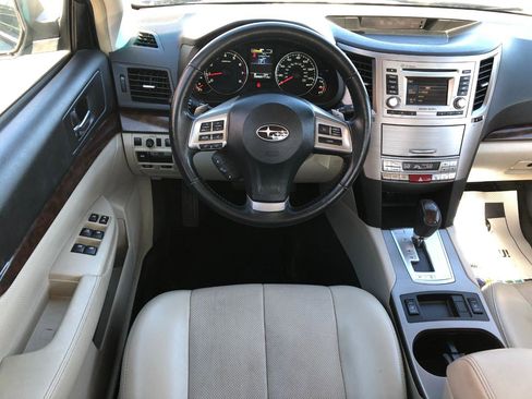 Used 2014 Subaru Legacy 2.5i Limited image 9