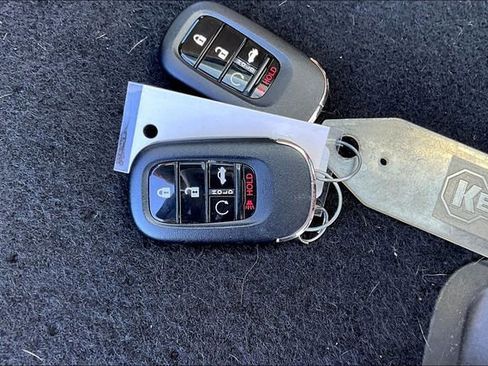 Used 2023 Honda Civic Touring image 33