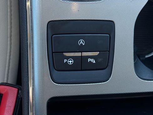 Certified 2022 Ford Edge Titanium w/ Equipment Group 301A image 50