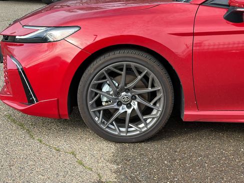 Used 2025 Toyota Camry XSE image 9