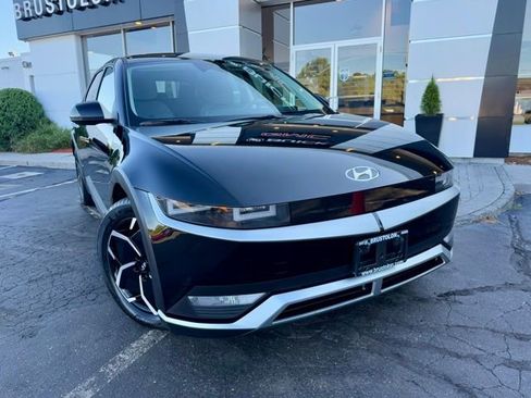 Used 2023 Hyundai Ioniq 5 SE image 5