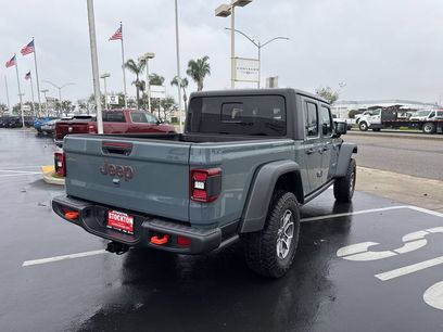 New 2026 Jeep Gladiator Mojave w/ Steel Bumper Group