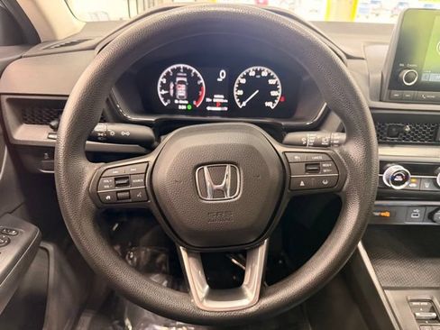 Used 2024 Honda CR-V LX image 19