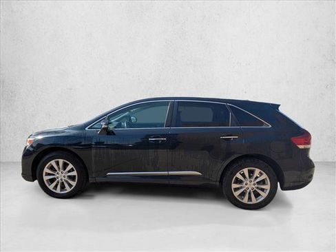 Used 2014 Toyota Venza XLE image 3