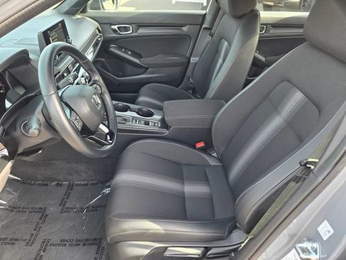 Used 2025 Honda Civic Sport image 10
