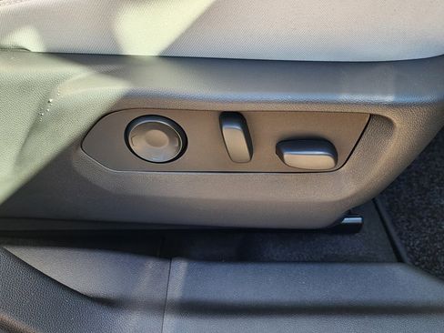 New 2026 Buick Envision Avenir image 42