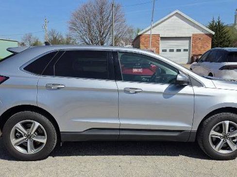 Certified 2024 Ford Edge SEL w/ Convenience Package AWD/4WD image 5