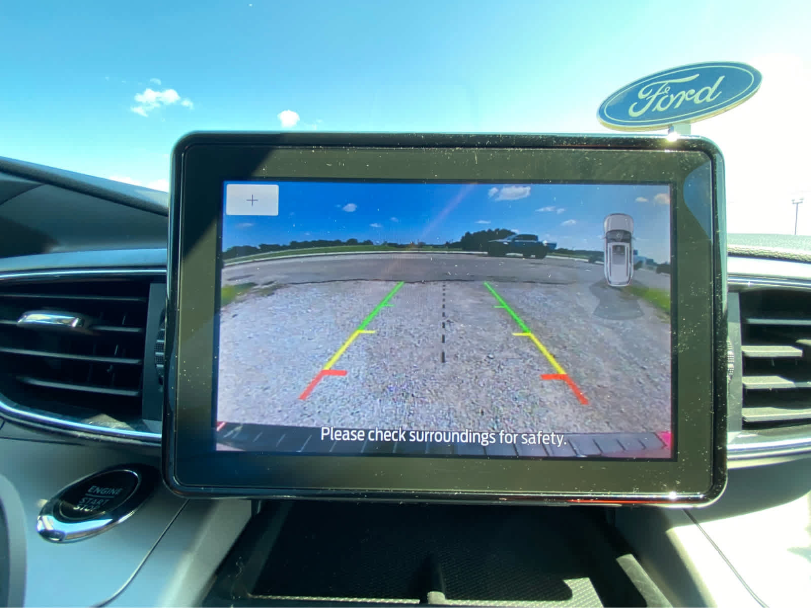 Used 2023 Ford Explorer XLT w/ Equipment Group 202A AWD/4WD image 36