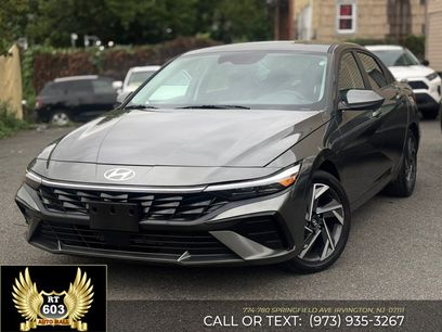 Used 2025 Hyundai Elantra SEL
