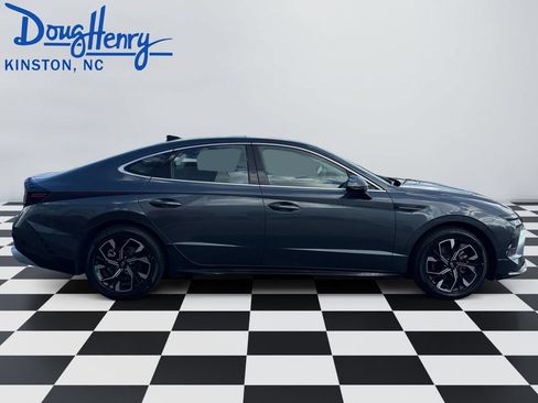 Used 2024 Hyundai Sonata SEL FWD image 6