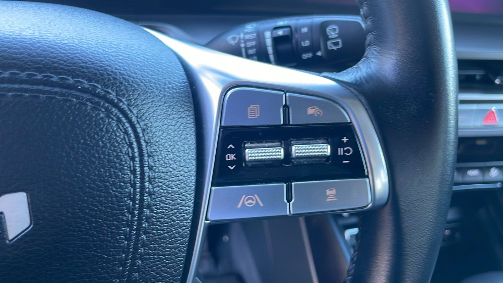 Used 2025 Kia Telluride S AWD/4WD image 25