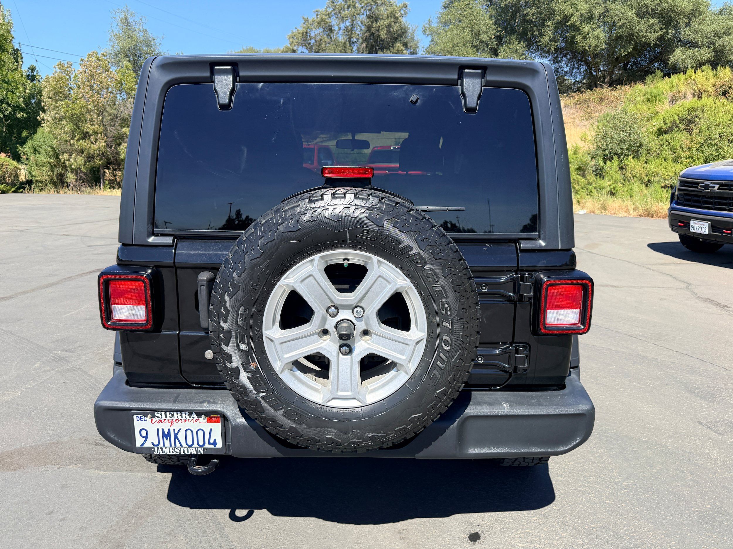Used 2018 Jeep Wrangler Sport AWD/4WD image 7