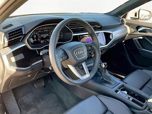 Used 2025 Audi Q3 2.0T Premium w/ Convenience Package image 13