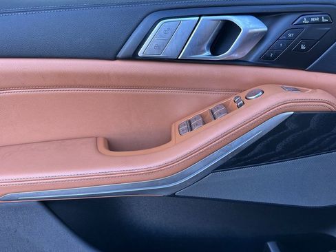 Used 2021 BMW X7 xDrive40i w/ M Sport Package image 10