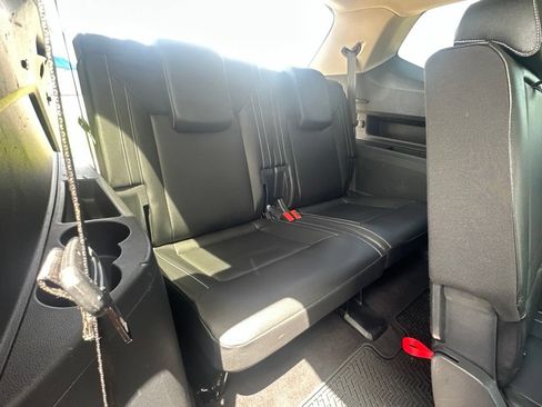 Used 2021 Volkswagen Atlas SE FWD image 14