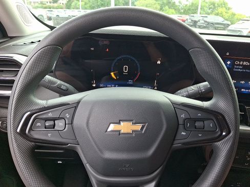 Used 2024 Chevrolet TrailBlazer LT AWD/4WD image 20