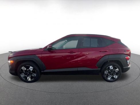 Used 2025 Hyundai Kona SEL image 9