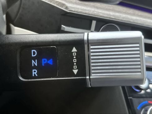 Used 2024 Hyundai Santa Fe Limited image 21