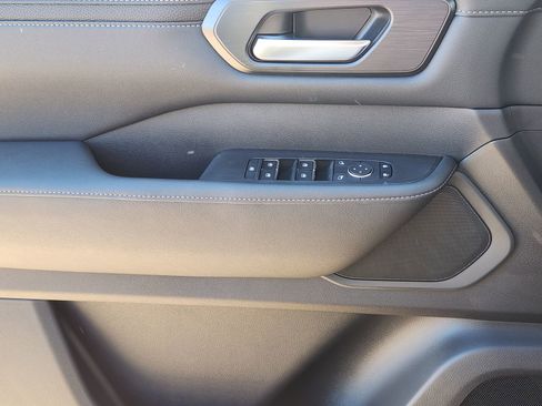 New 2026 Nissan Armada SV image 19