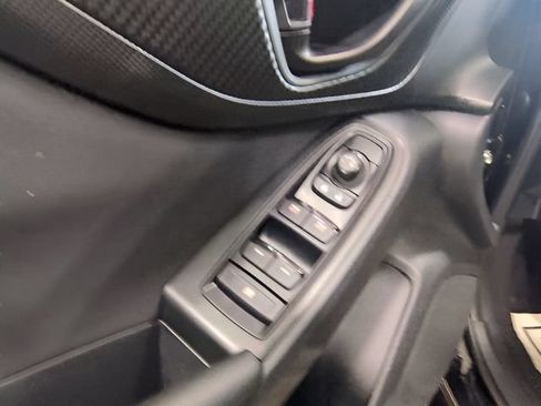 Used 2019 Subaru Crosstrek 2.0i Premium w/ Eyesight System AWD/4WD image 18