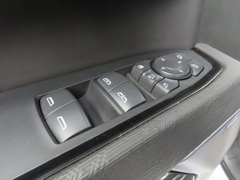 Used 2024 GMC Sierra 2500 AT4X image 81