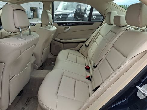 Certified 2016 Mercedes-Benz E 350 4MATIC Sedan image 10