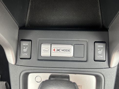 Used 2015 Subaru Forester 2.5i Limited w/ Protection Package #2 AWD/4WD image 12
