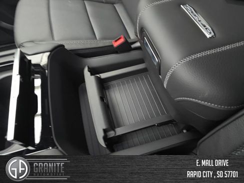 New 2026 GMC Yukon XL Denali w/ Sun & Power Step Package AWD/4WD image 35