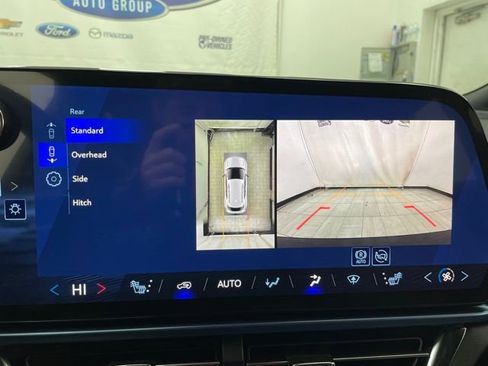 New 2026 Chevrolet Equinox EV LT AWD/4WD image 6