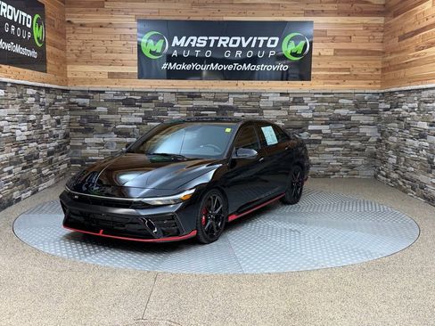 Used 2024 Hyundai Elantra N image 4