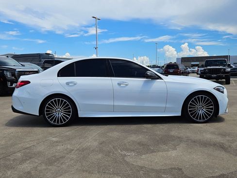 Used 2024 Mercedes-Benz C 300 Sedan image 2