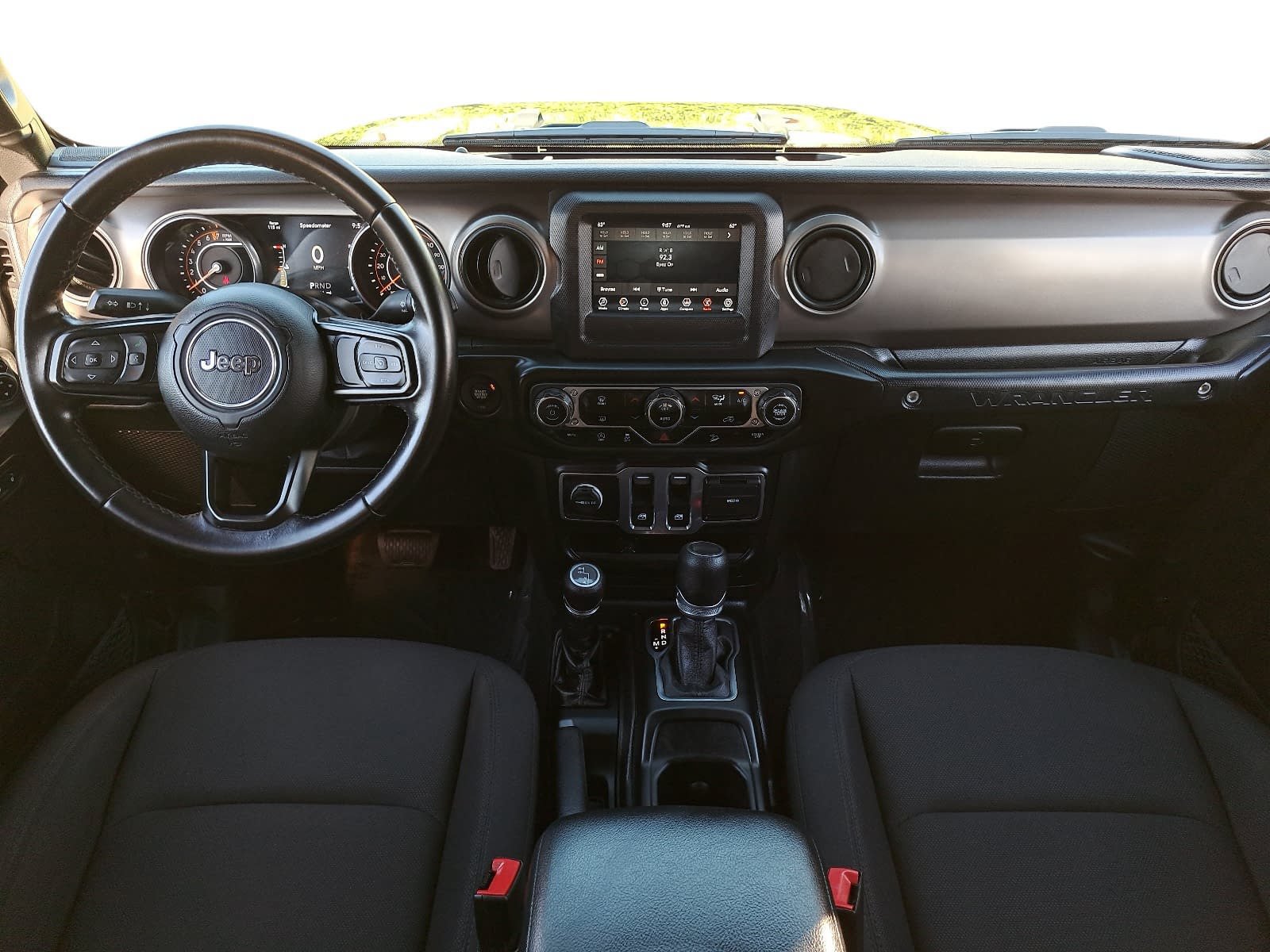Used 2020 Jeep Wrangler Sport AWD/4WD image 9
