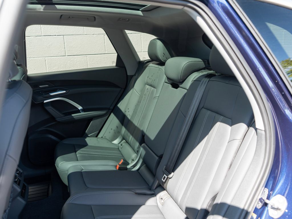 New 2026 Audi Q5 Premium Plus AWD/4WD image 9