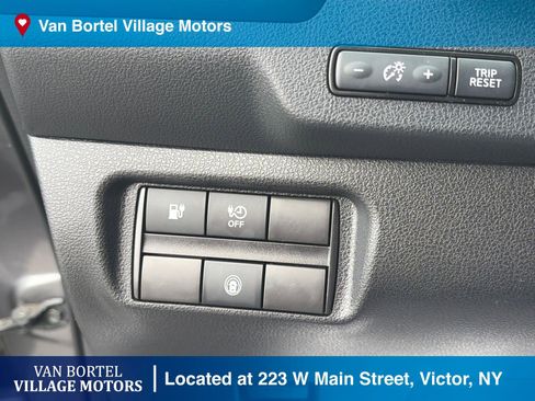 Used 2020 Nissan Leaf S w/ S Charge Package image 13