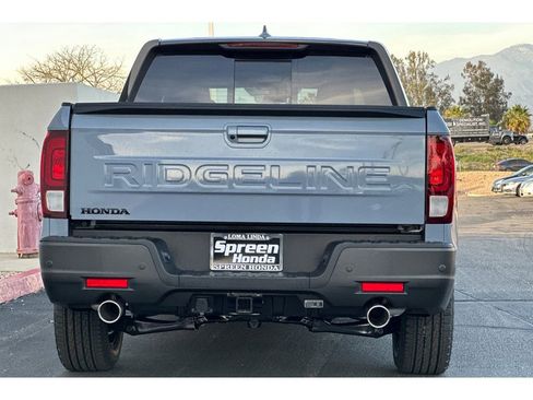 New 2026 Honda Ridgeline Black Edition image 5